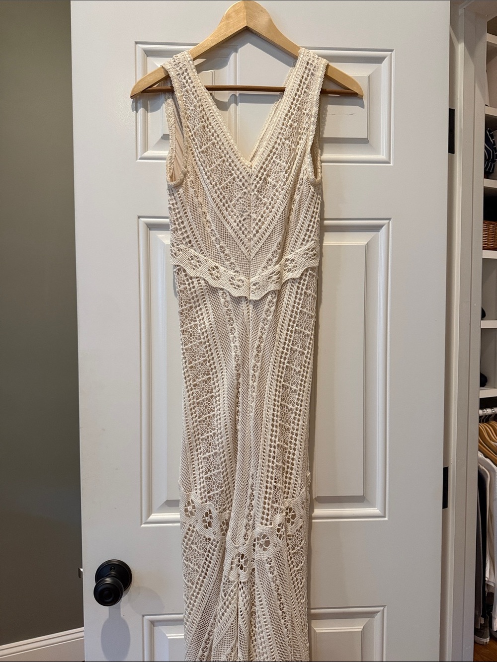Gorgeous cream lace Maria Bianca Nero dress in size medium - Picture 3 of 4